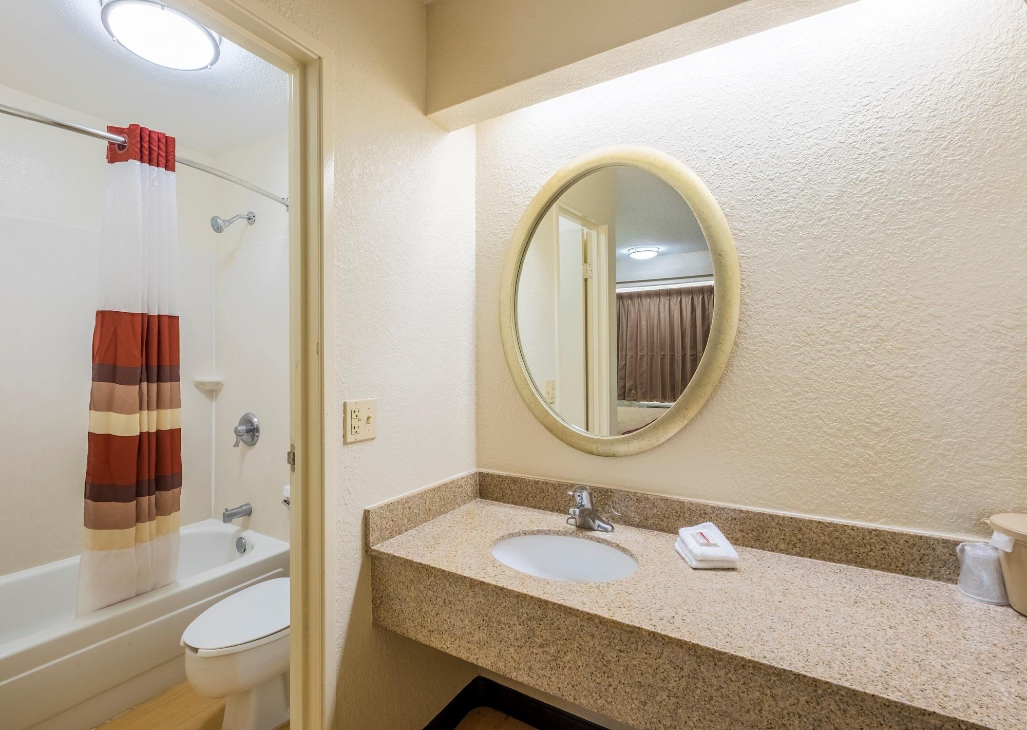 Red Roof Inn Jacksonville Airport Buitenkant foto