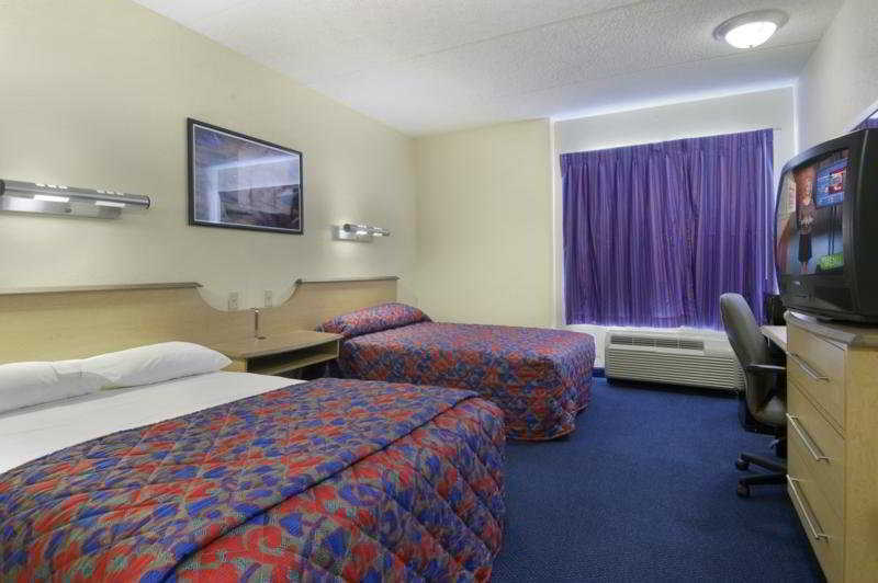 Red Roof Inn Jacksonville Airport Buitenkant foto
